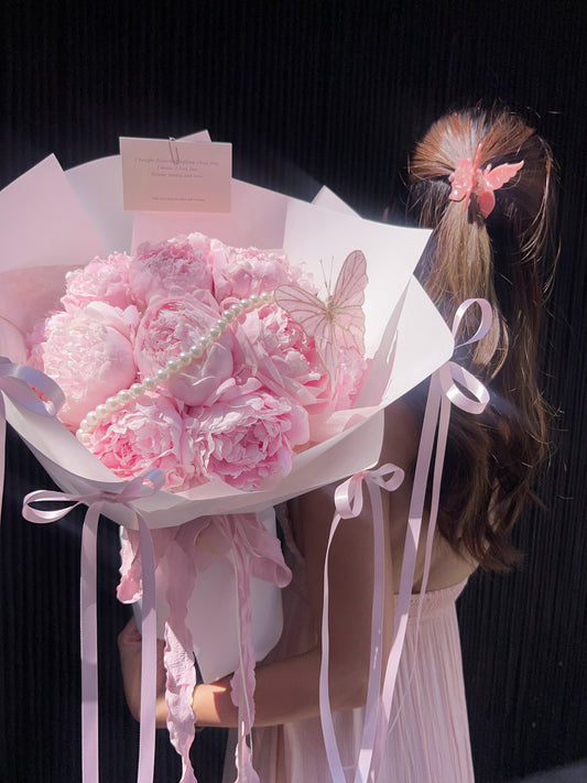 My dream peony|進口粉色芍藥蝴蝶結羽毛鮮花束