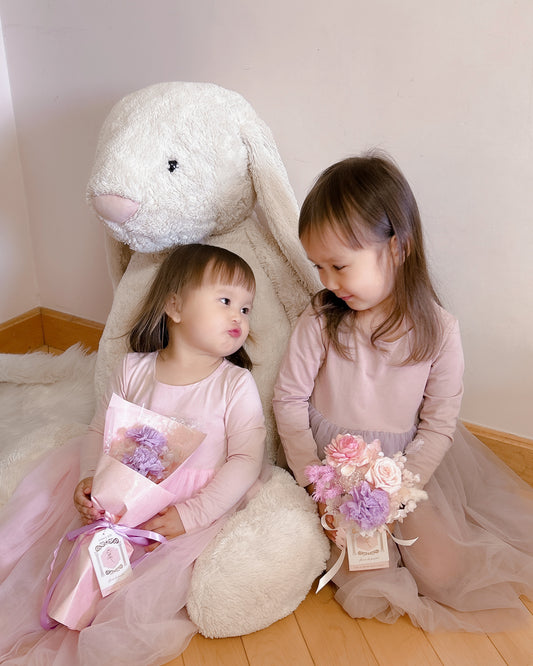 Forever Love|康乃馨繡球蕾絲永生花束