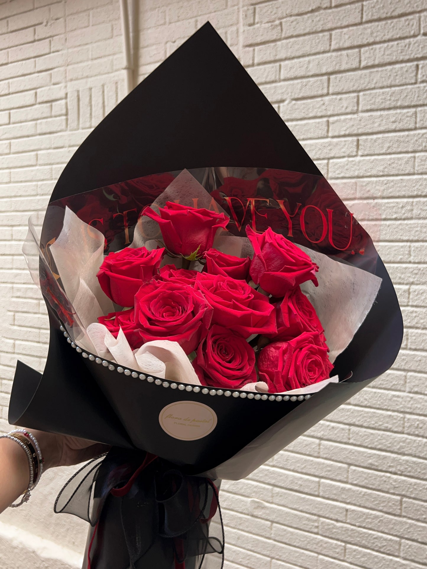 Santa’s gift|11朵進口紅玫鮮花束
