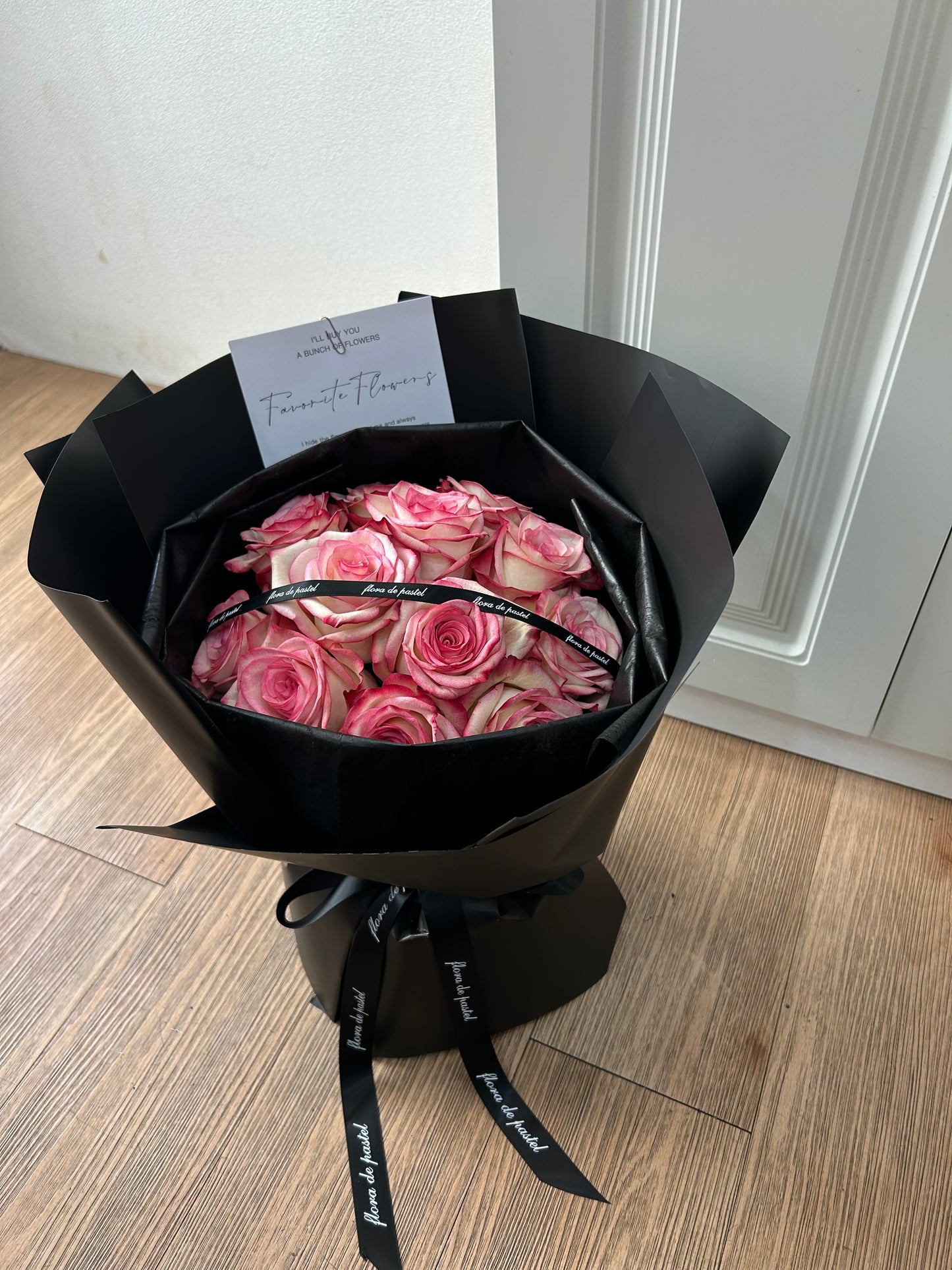 Sweet but psycho|12朵進口玫瑰鮮花束