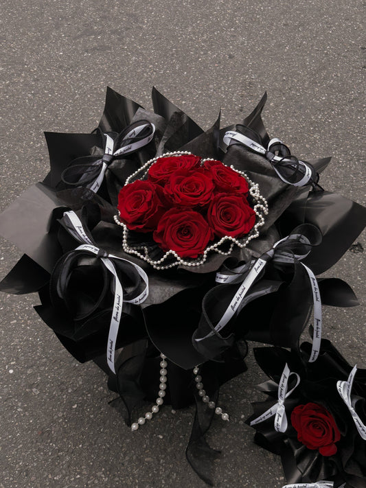 Black Swan|黑天鵝芭蕾風永生花束