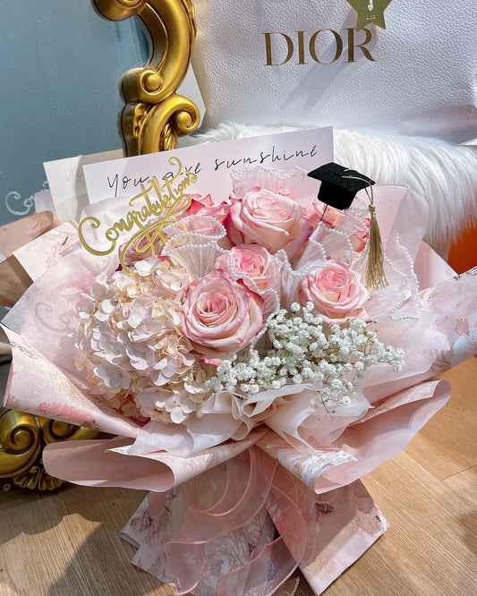 Good fortune |進口玫瑰畢業鮮花束