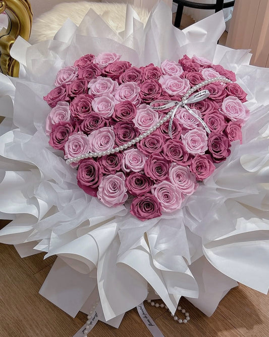 Double pink|52朵烏雙色愛心永生花束