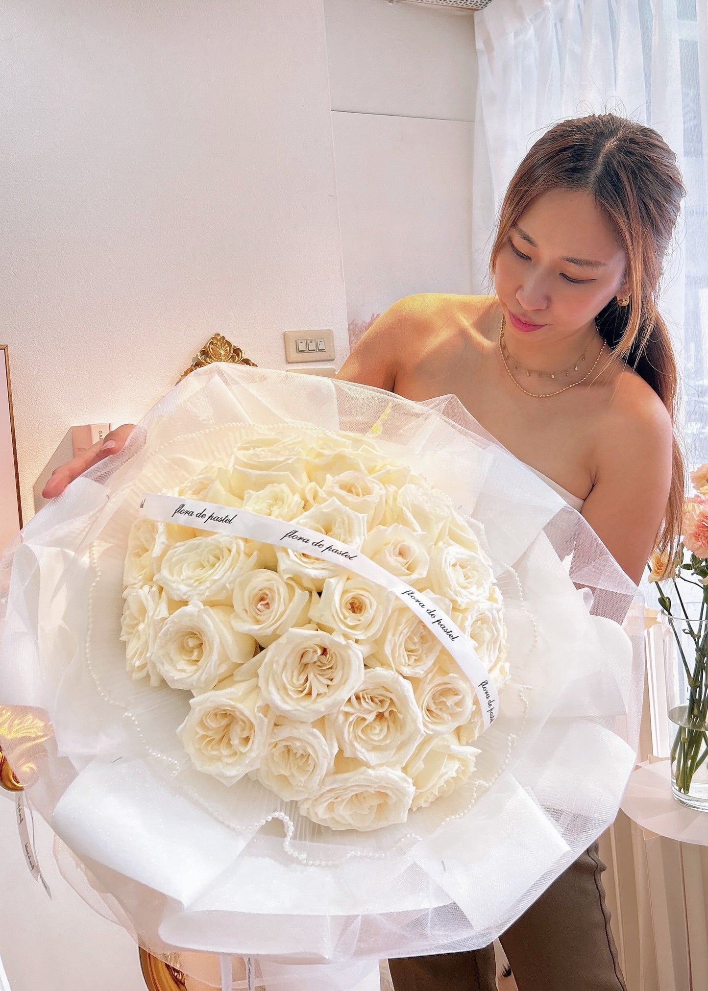 Rose-White|皇家厄瓜多玫瑰鮮花束【純潔白】|33朵