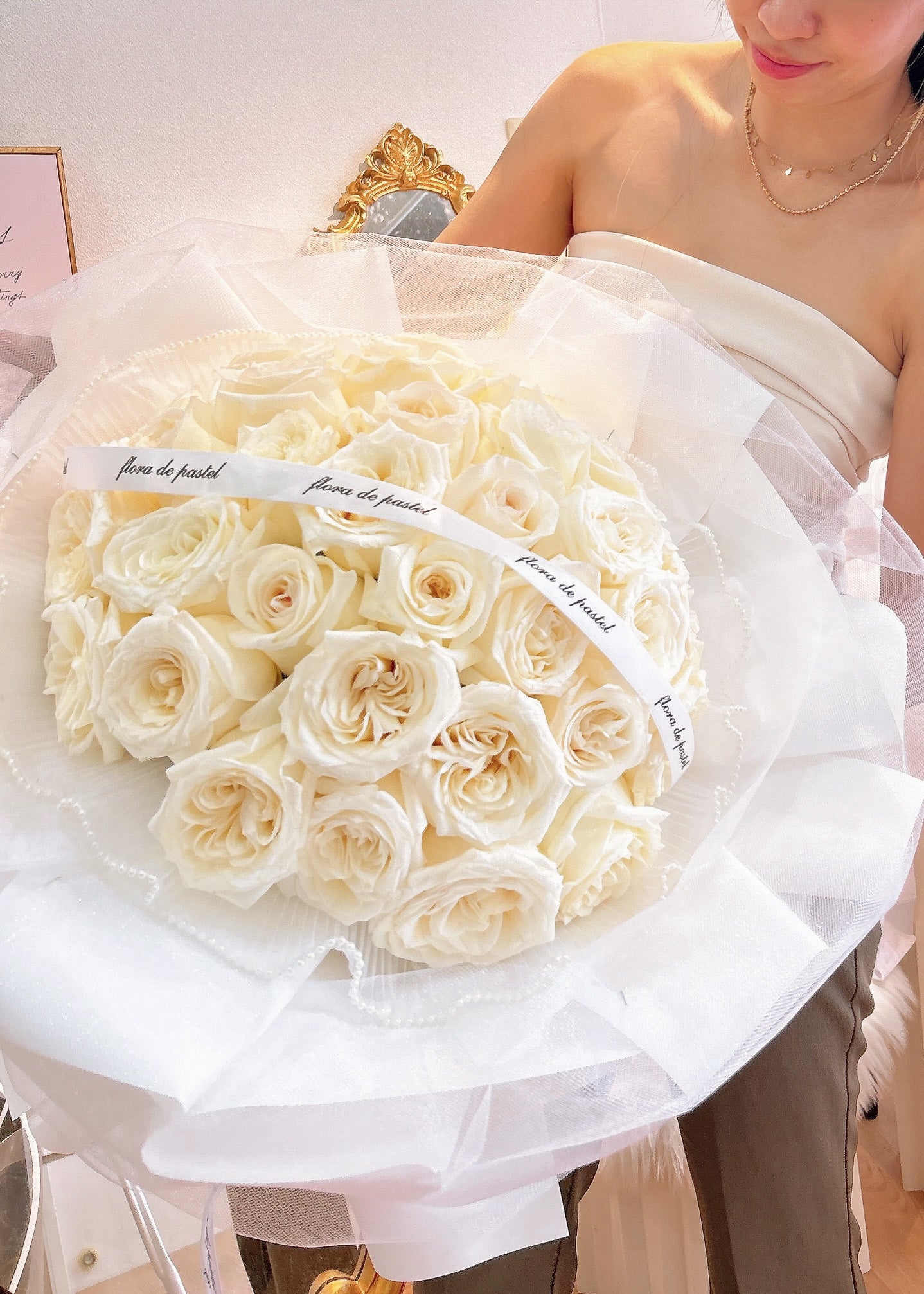 Rose-White|皇家厄瓜多玫瑰鮮花束【純潔白】|33朵