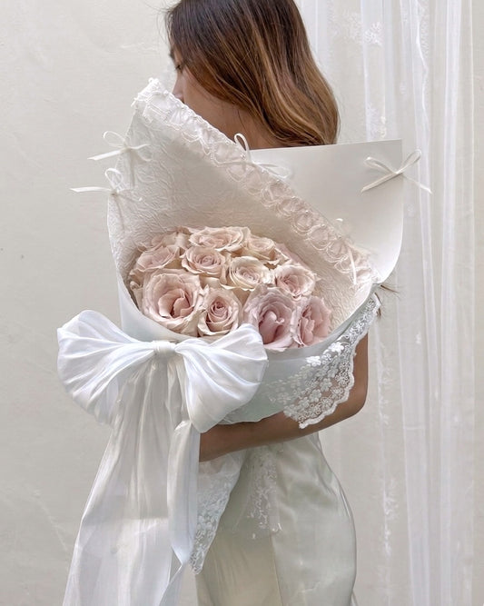 Lace letter｜16朵流沙玫瑰蕾絲建花束