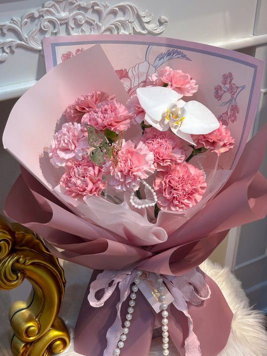 Elegance｜9朵康乃馨蘭花鮮花束