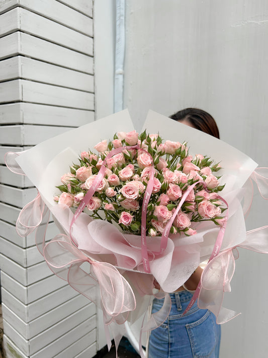 So cute ｜ 粉色多頭玫瑰蝴蝶結鮮花束