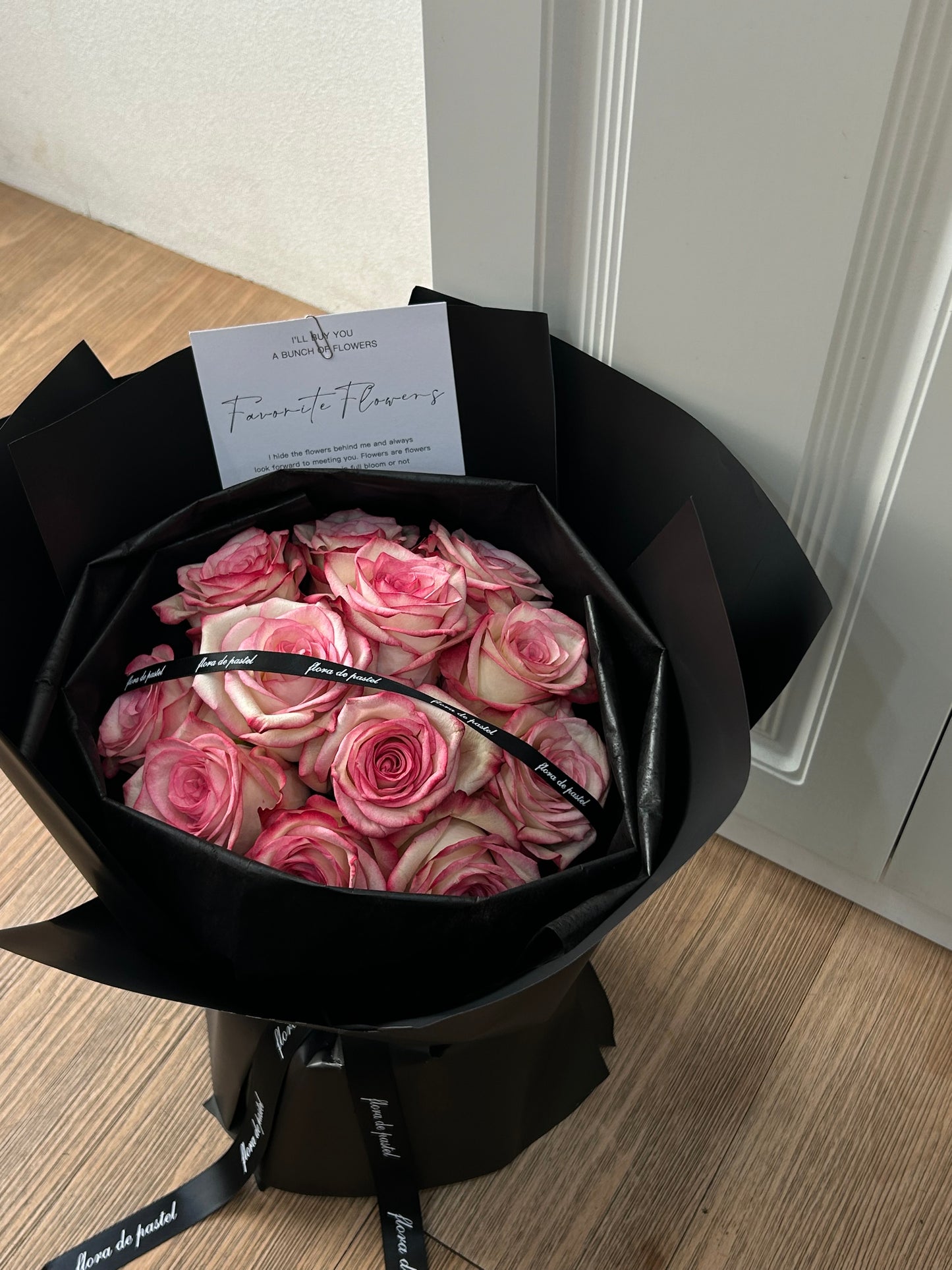 Sweet but psycho｜12朵進口玫瑰鮮花束