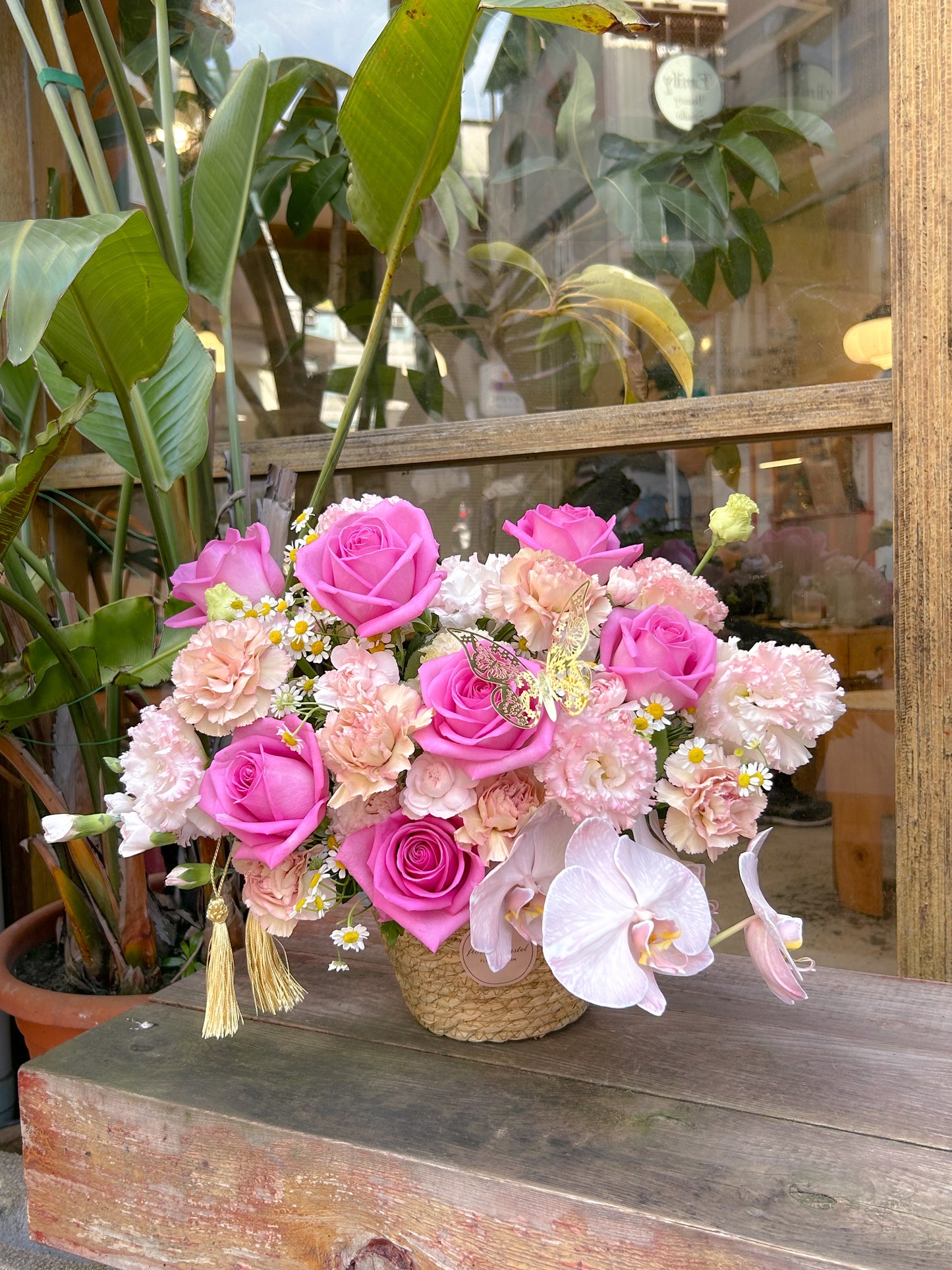 母親節花禮｜
因愛而開為你盛放康乃馨鮮花籃