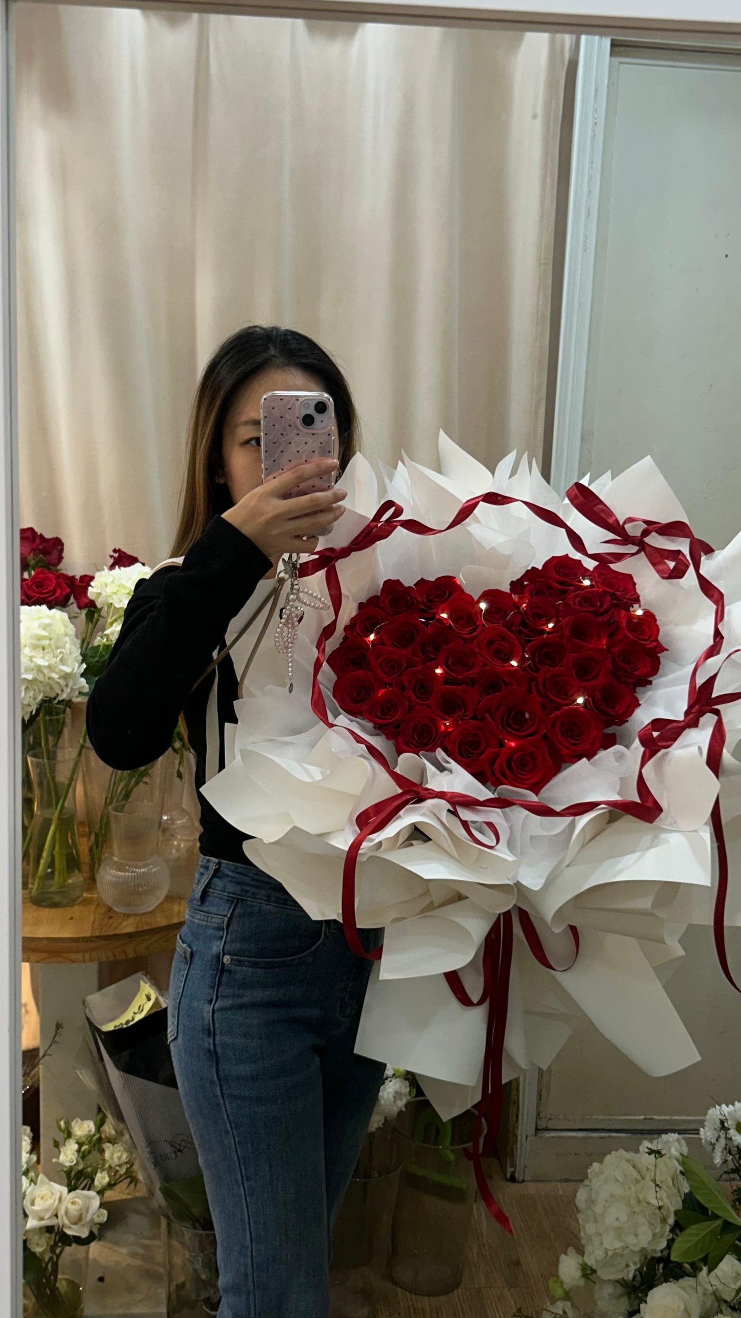 Red romance｜33朵進口紅玫瑰愛心鮮花束