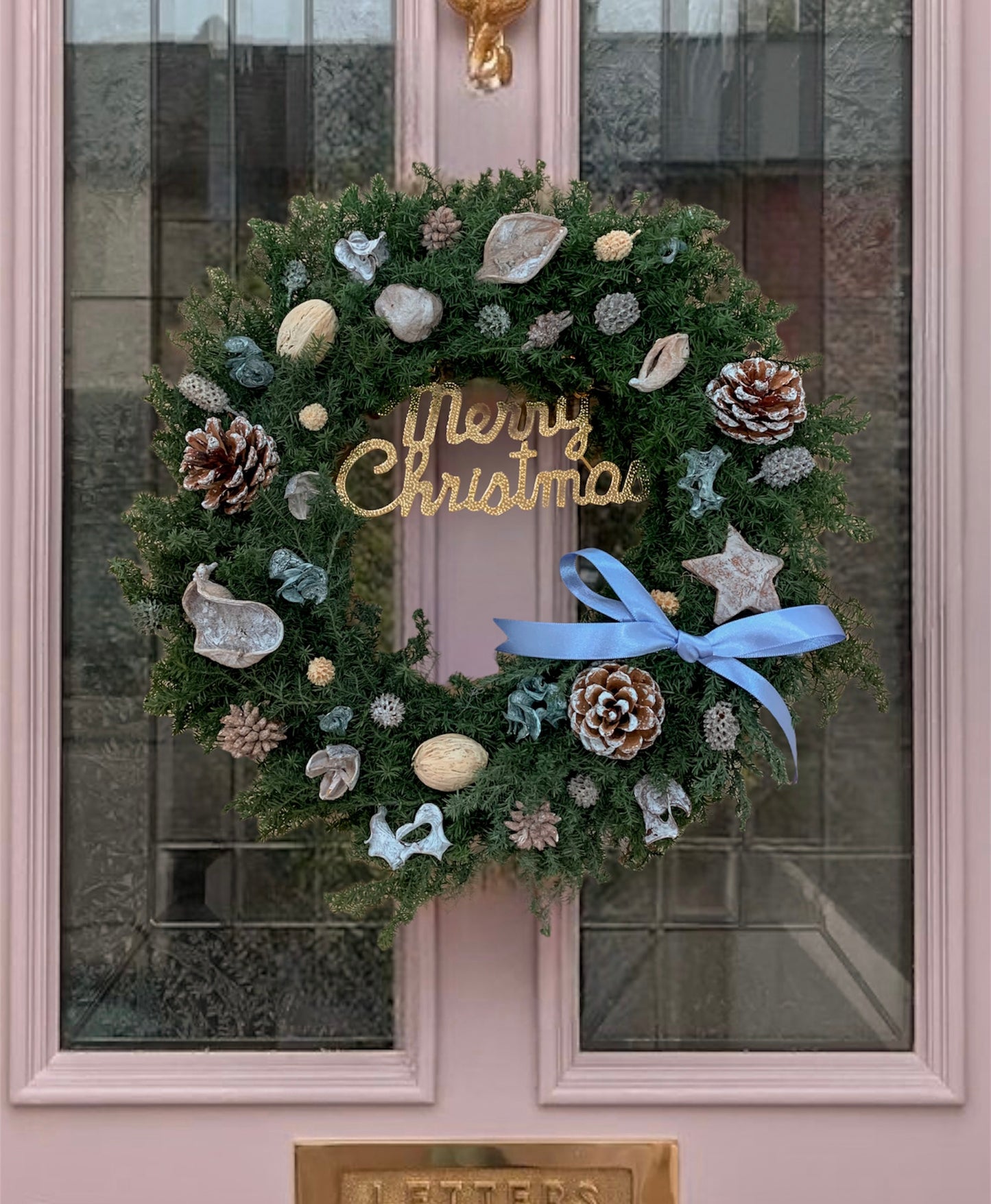 日本永生雪松聖誕花圈