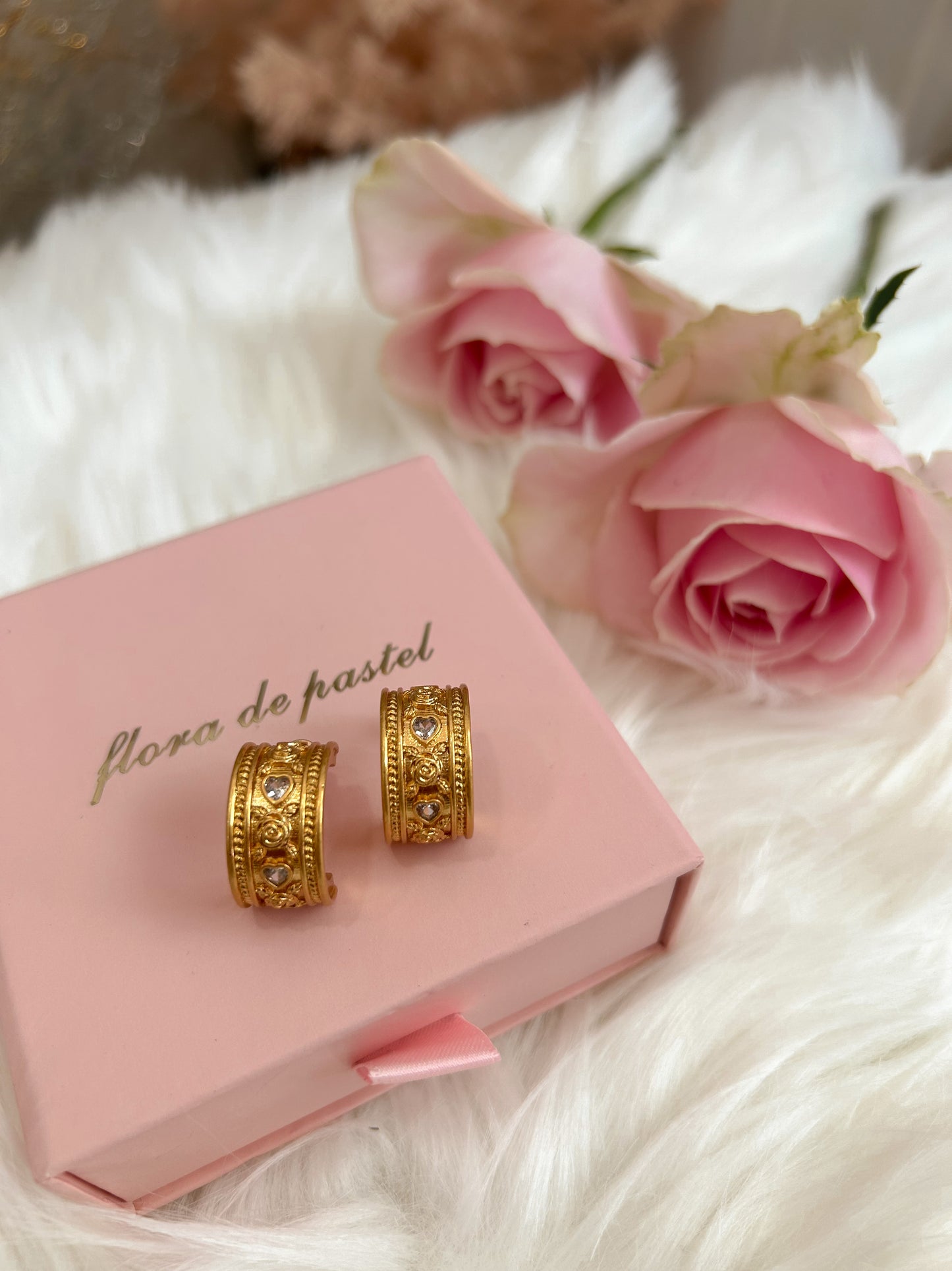 Le Rose earrings ｜ 玫瑰花寶石耳環