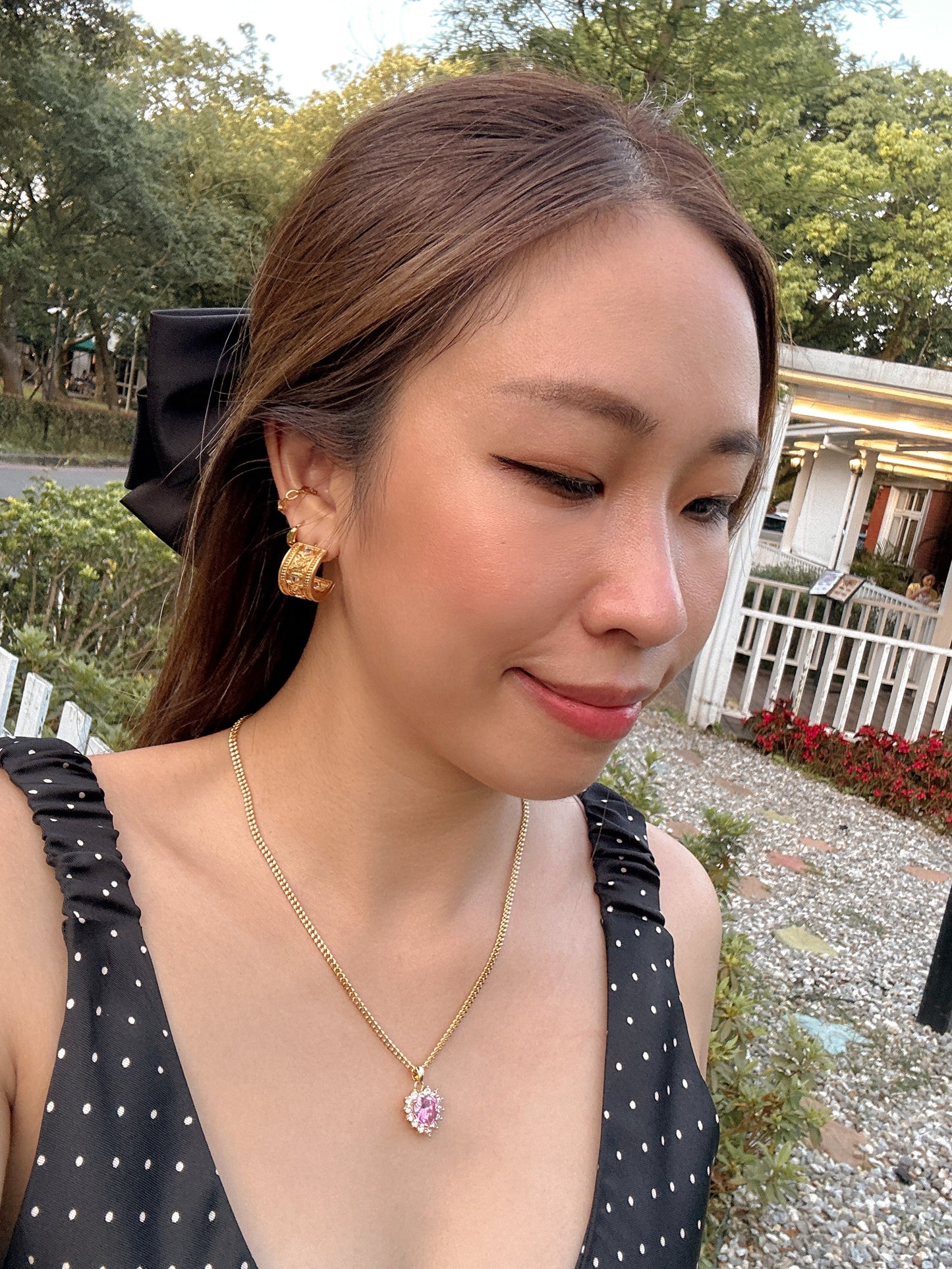 Le Rose earrings ｜ 玫瑰花寶石耳環